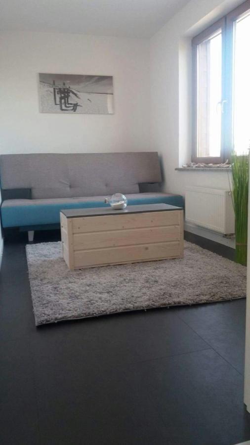 Tobi-Pokoje Goscinne Łeba Exterior foto